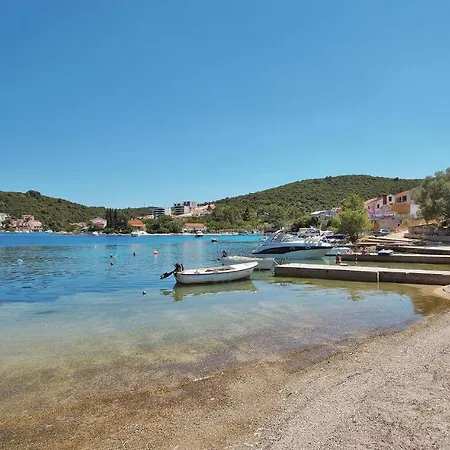 3 Bedroom Awesome In Casa vacanze *