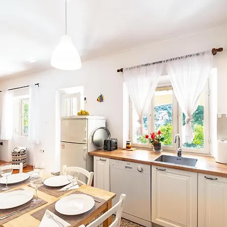 3 Bedroom Awesome In Casa vacanze *